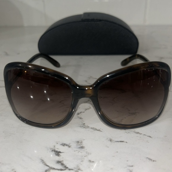 Prada authentic sunglasses - Picture 1 of 6